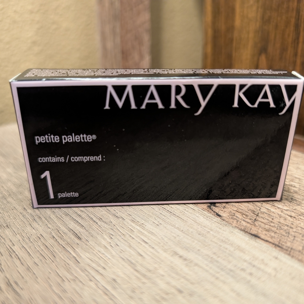 Mary Kay Petite Palette - Elegant Black